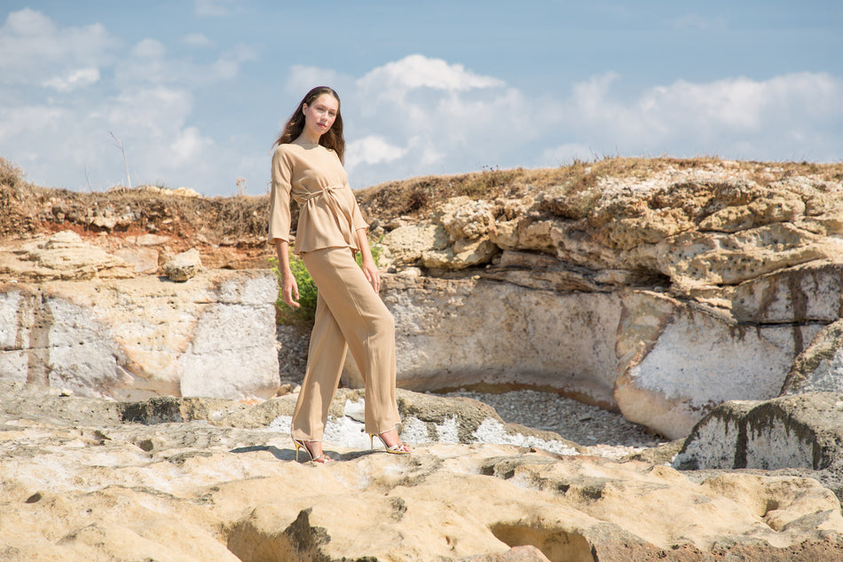 Blusa in Crepe Lana Beige