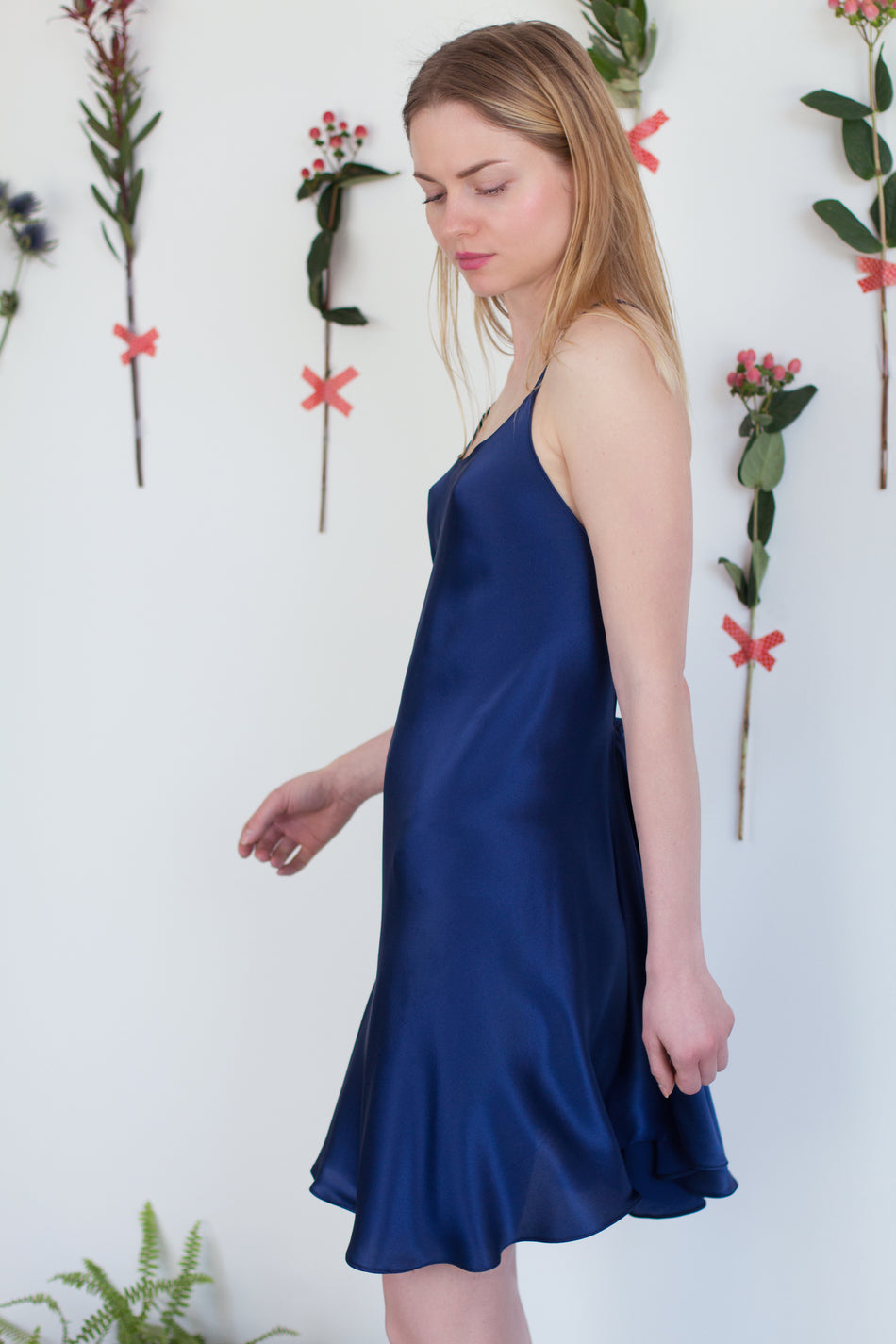 Frivolo Dress in seta pura blu